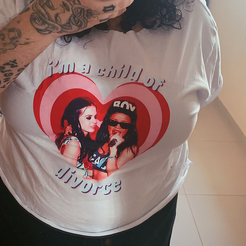 I'm A Child Of Divorce Katy Perry and Rihanna T-Shirt