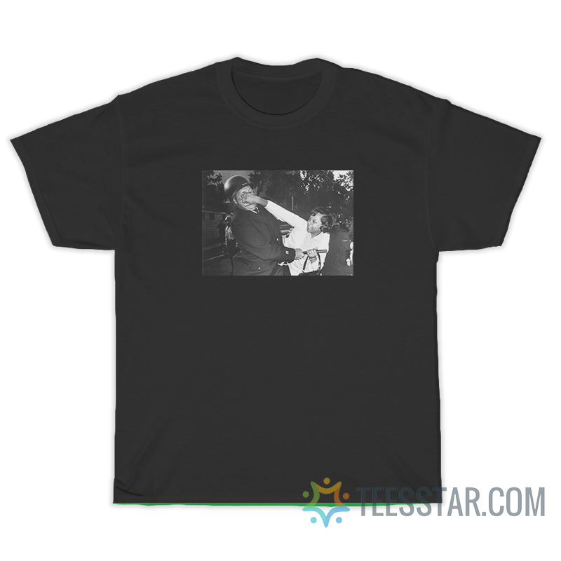 A Black Woman Claws At Milwaukee Police Captain’s Face T-Shirt